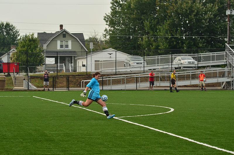 Goaltender Meghan Jayes has emerged 
as one of the top goalies in the PSAC.