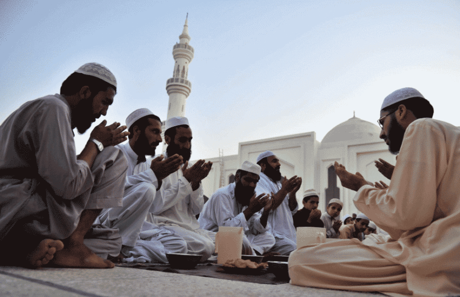 Pakistani Muslims pray at Mosque during Ramadan 