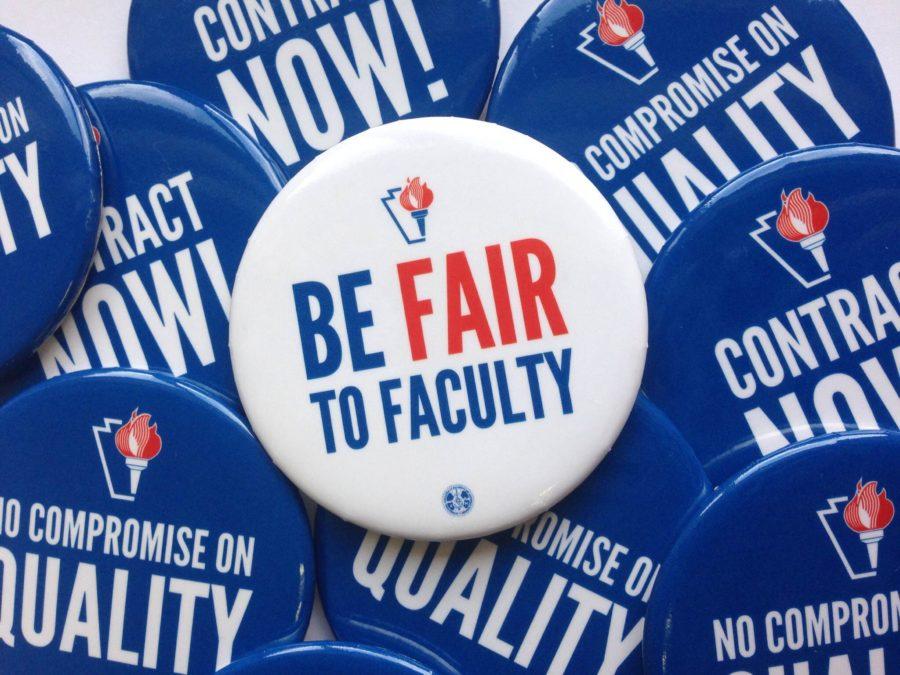 Cal+U+union+faculty+members+hold+student+Q%26A+session+about+possible+strike