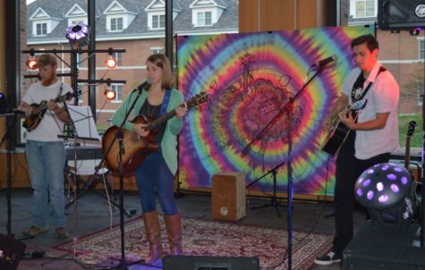 Sam Stuckey, Sarah Barger and Taylor Overly open up Undergound's Throwback Night.