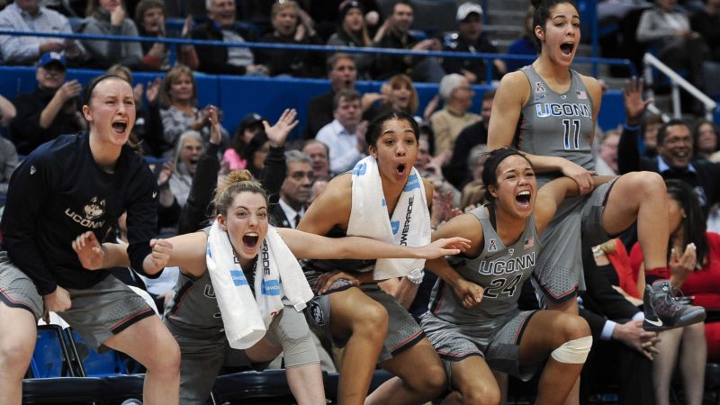 Geno Auriemmas UCONN Huskies Break Longest NCAA Basketball Win Streak Record