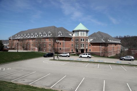 Office of Student Accounts advises students to sign up for direct deposit for refunds