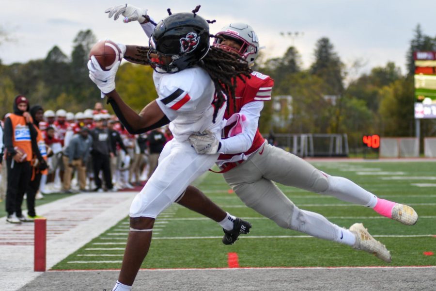 Cal Us Tyson Hill catches the game-winning touchdown from 4 yards out with 11 seconds remaining in the 12th Annual Coal Bowl at IUP, Oct. 23, 2021. The catch gave the fifth-ranked Vulcans a 38-34 win over the Crimson Hawks.