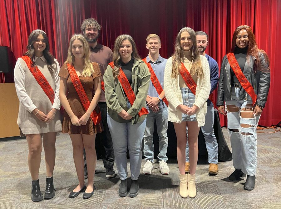 PennWest Californias 2022 Homecoming Court

From left to right: Erika Vogel, Lena Wankel, Patrick Rodgers, Hailey Lucas, Wade Wolfgang, Lexi Hahn, Christopher Santilli, Naomi Terrell. Not pictured: Jahneek Neek Fant, Noah Kendall