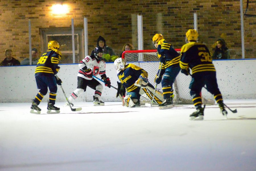 Vulcans+Hockey+in+their+first+Annual+Outdoor+Game