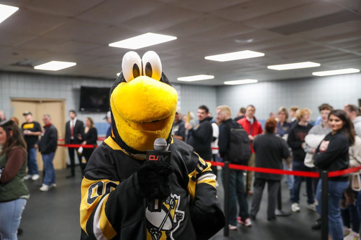 Iceburgh from the Pittsburgh Penguins with a CUTV microphone