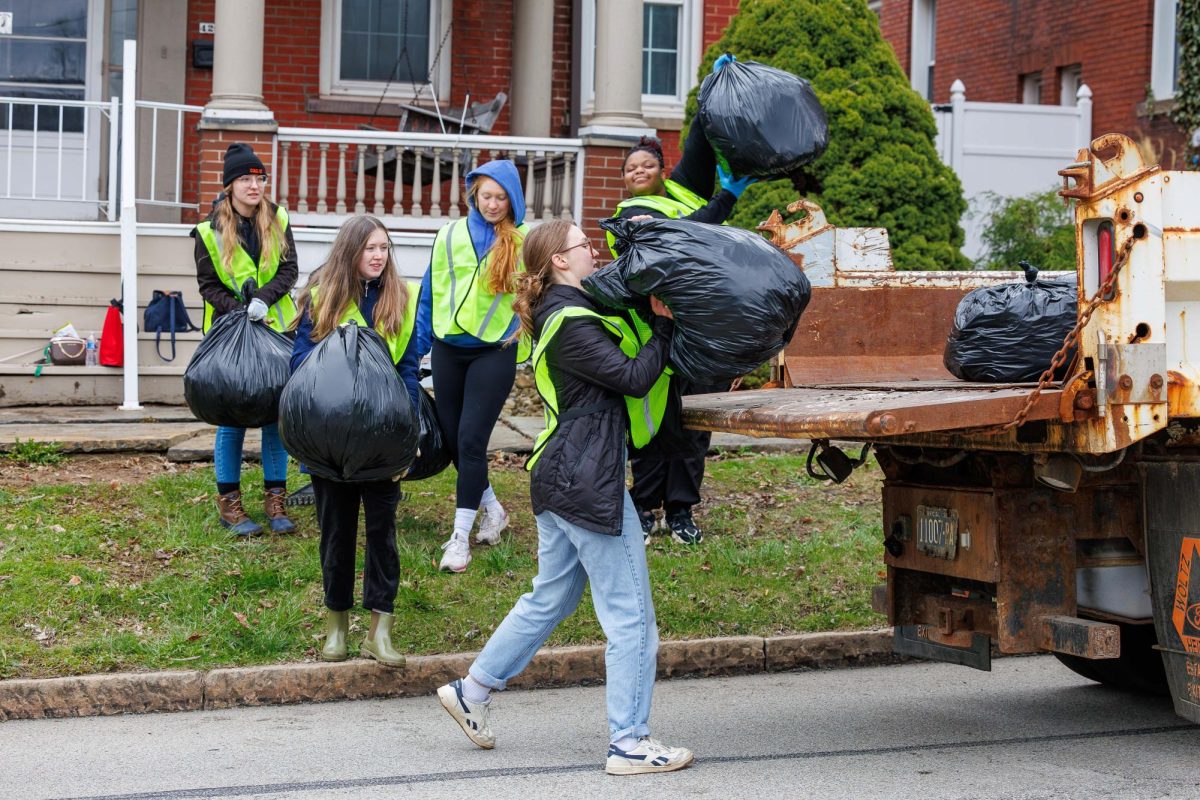 The Big Event 2024 Volunteers, New Life and SGA Senators