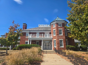Trip Down Memory Lane: Kara Alumni House